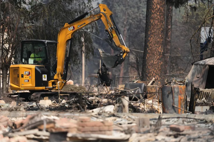 Suspect told police he planned wildfire for weeks